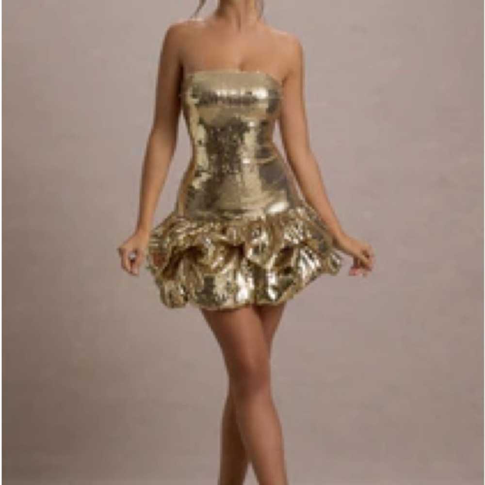 Homecoming Gold Sequin Mini Dress

Sz8 New w- Tags MIRABELLE BANDEAU PUFF HEM